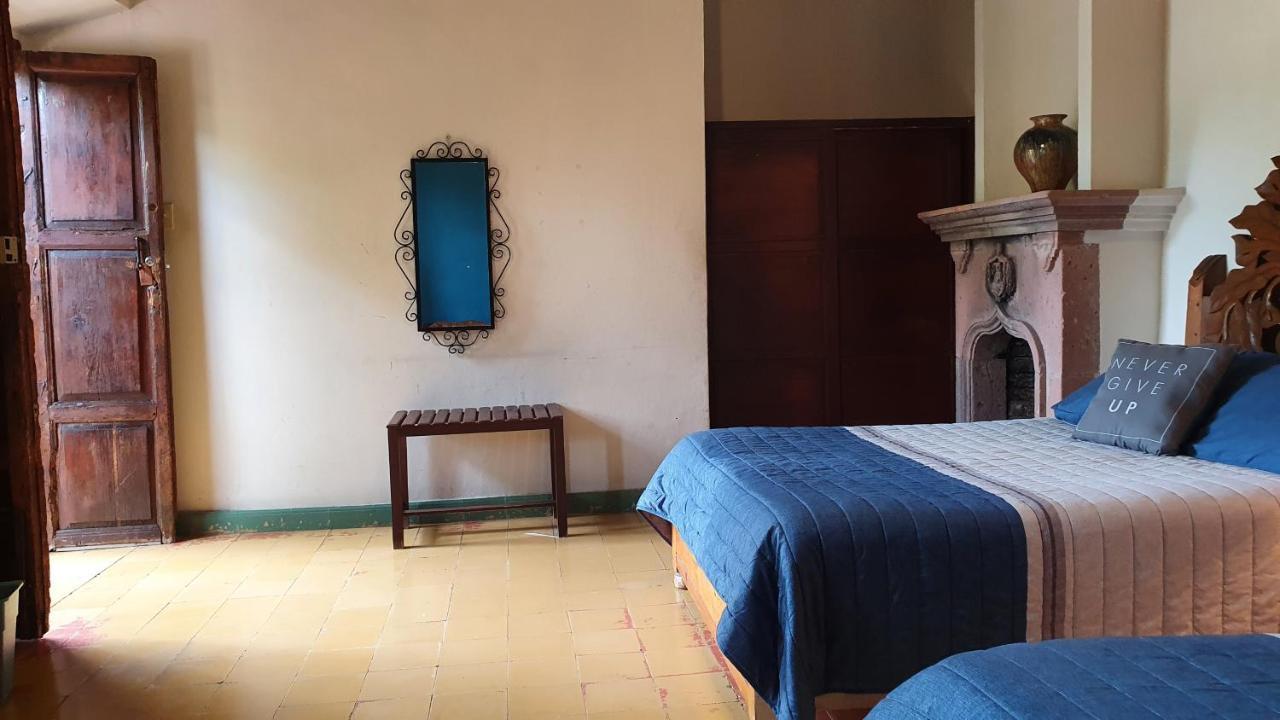 Hotel Sautto ซานมิเกล เด อาเญนเด ภายนอก รูปภาพ