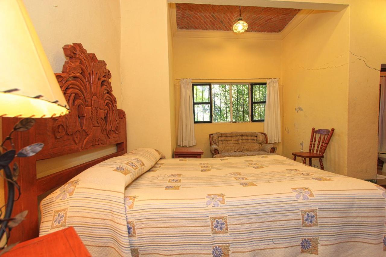 Hotel Sautto ซานมิเกล เด อาเญนเด ภายนอก รูปภาพ